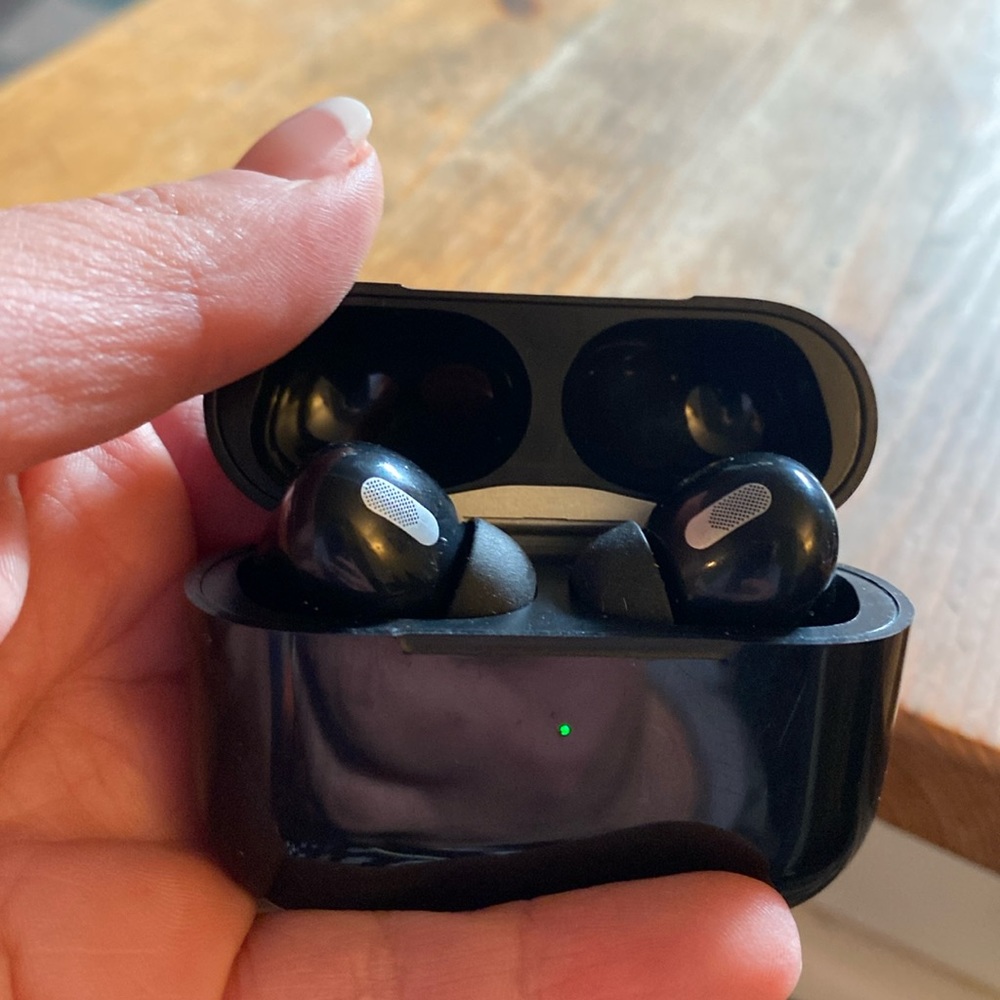 AirPods Gen 1